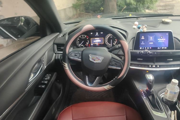 Used Cadillac CT4 2021 28T Fashion Edition Steering Wheel