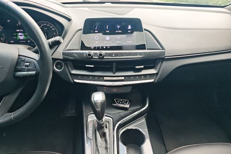 Used Cadillac CT4 2021 28T Fashion Edition Audio And AC Panel