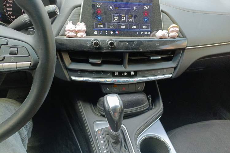 Used Cadillac CT4 2021 28T Luxury Model Audio And AC Panel