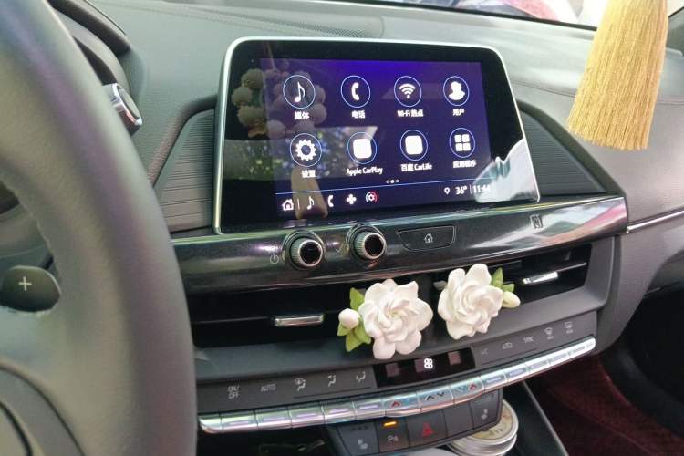 Used Cadillac CT4 2021 28T Luxury Model Audio And AC Panel