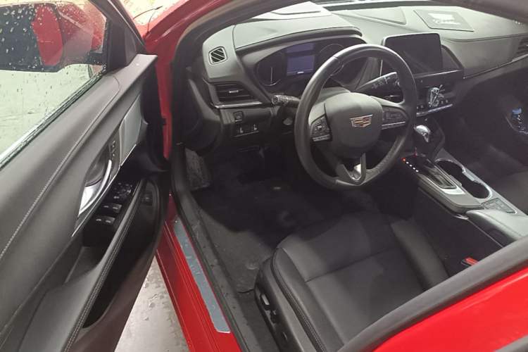 Used Cadillac CT4 2021 28T Luxury Model Driver Seat