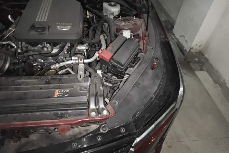 Used Cadillac CT4 2021 28T Fashion Edition Engine Bay Left
