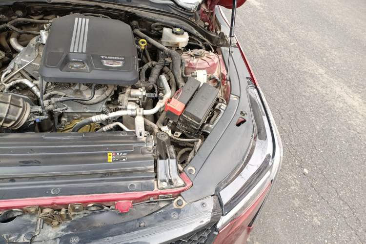 Used Cadillac CT4 2021 28T Luxury Model Engine Bay Left