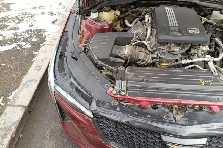 Used Cadillac CT4 2021 28T Luxury Model Engine Bay Right