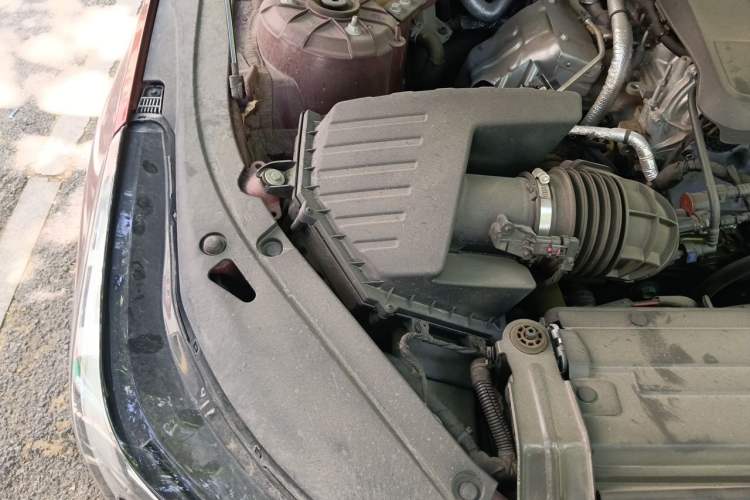 Used Cadillac CT4 2021 28T Luxury Model Engine Bay Right