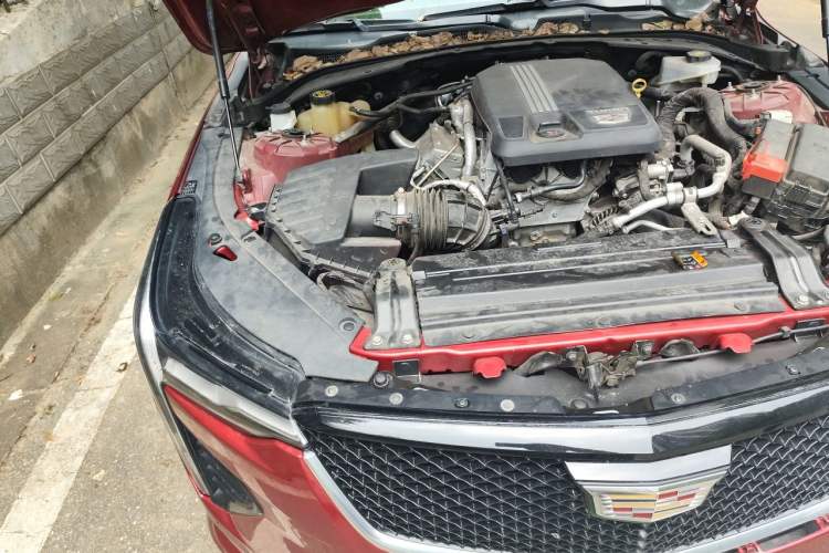 Used Cadillac CT4 2021 28T Fashion Edition Engine Bay Right