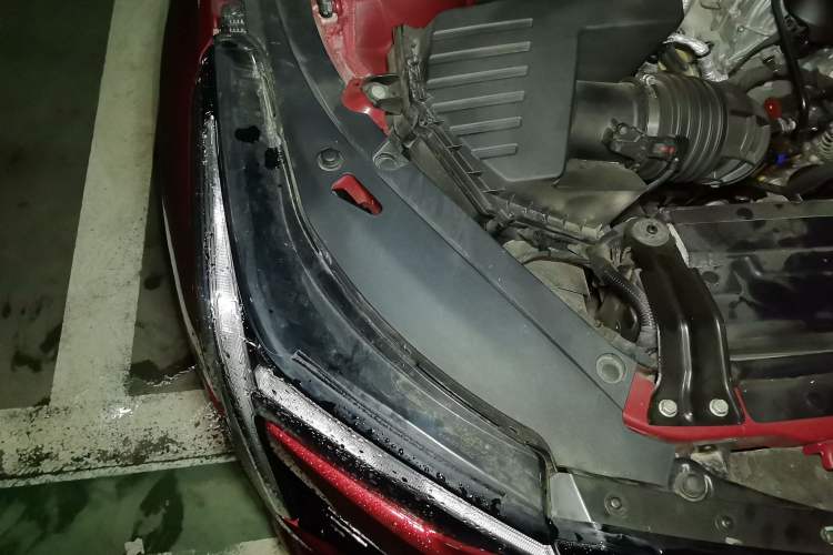 Used Cadillac CT4 2021 28T Fashion Edition Engine Bay Right