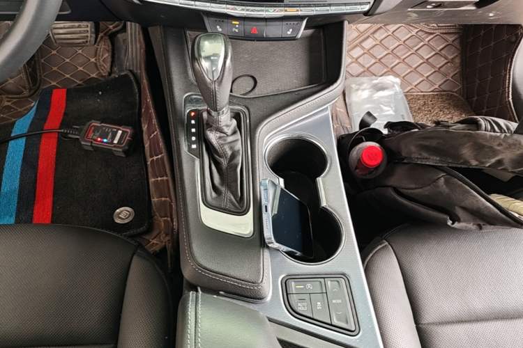 Used Cadillac CT4 2021 28T Luxury Model Gear Lever