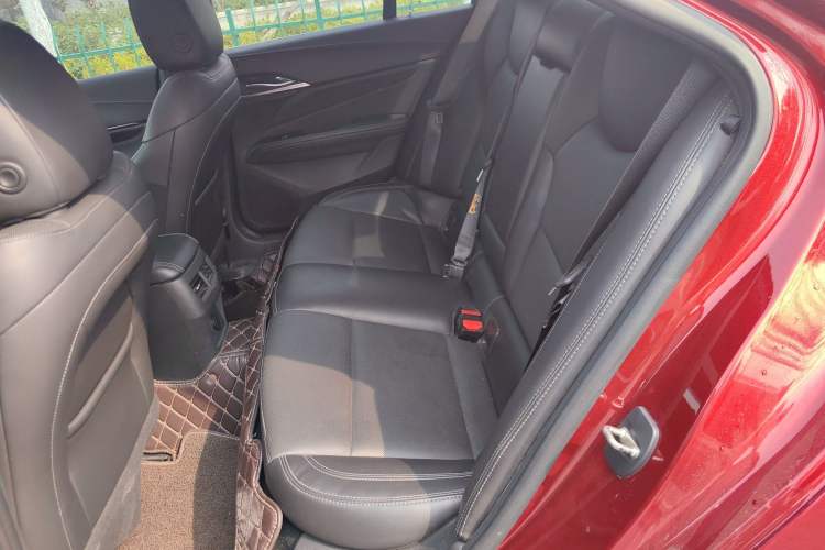 Used Cadillac CT4 2021 28T Luxury Model Interior 2