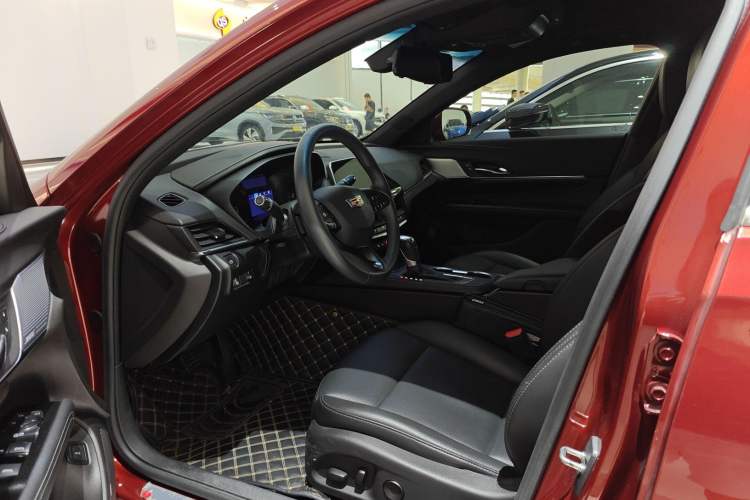 Used Cadillac CT4 2021 28T Luxury Model Interior 2