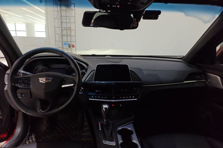 Used Cadillac CT4 2021 28T Luxury Model Interior 3