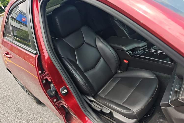 Used Cadillac CT4 2021 28T Fashion Edition Right Front Seat