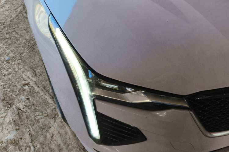 Used Cadillac CT4 2021 28T Fashion Edition Right Front Headlight