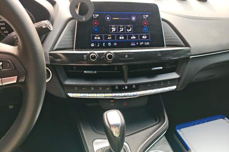 Used Cadillac CT4 2021 28T Fashion Edition Audio And AC Panel