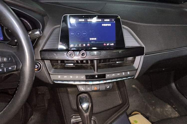 Used Cadillac CT4 2021 28T Luxury Model Audio And AC Panel