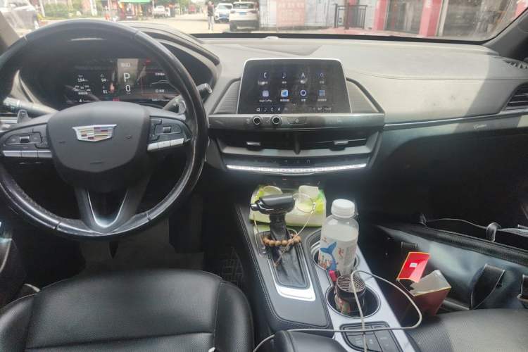 Used Cadillac CT4 2021 28T Luxury Model Center Console