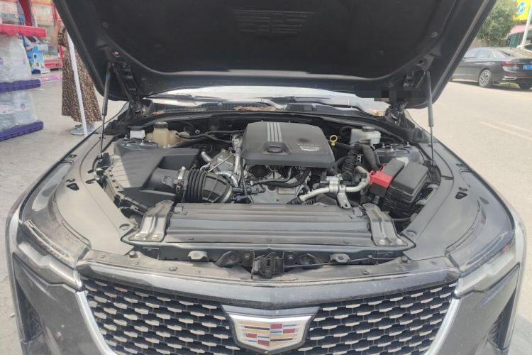 Used Cadillac CT4 2021 28T Luxury Model Engine Bay