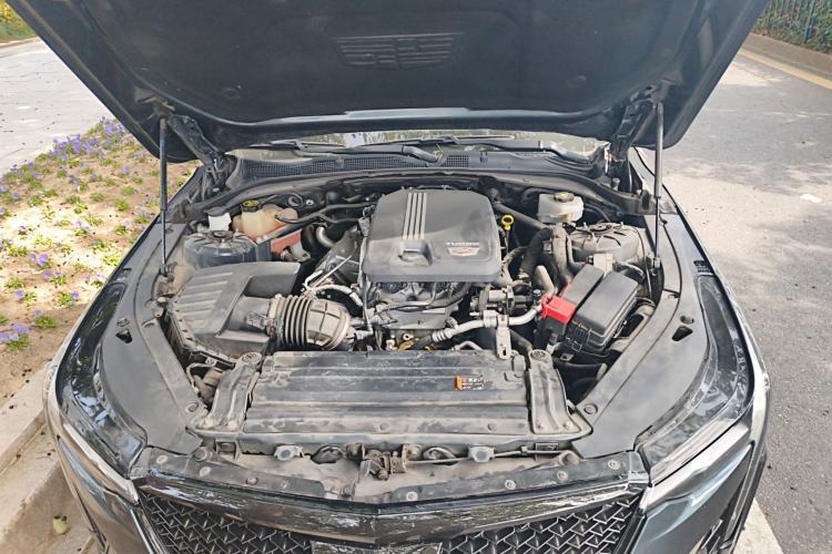 Used Cadillac CT4 2021 28T Luxury Model Engine Bay