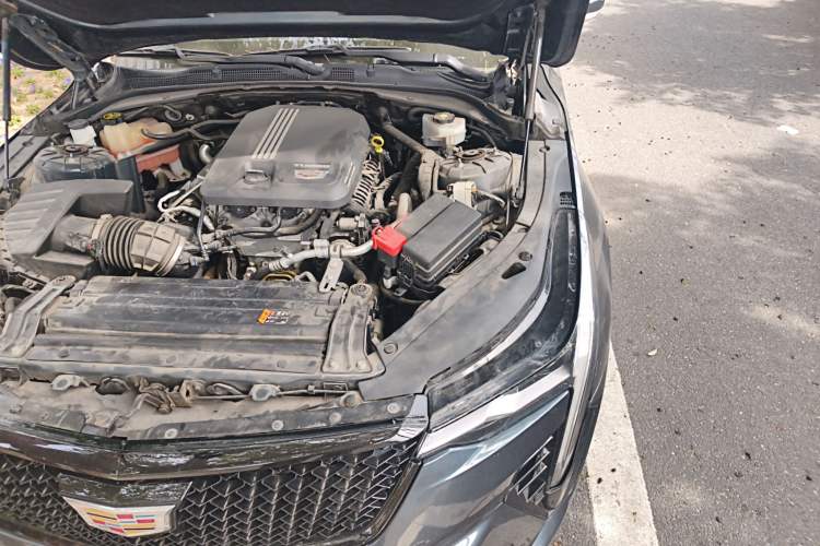 Used Cadillac CT4 2021 28T Luxury Model Engine Bay Left