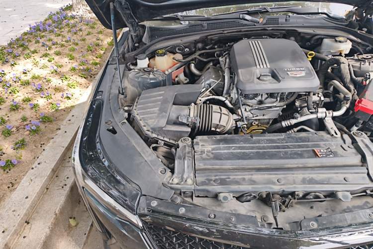 Used Cadillac CT4 2021 28T Luxury Model Engine Bay Right