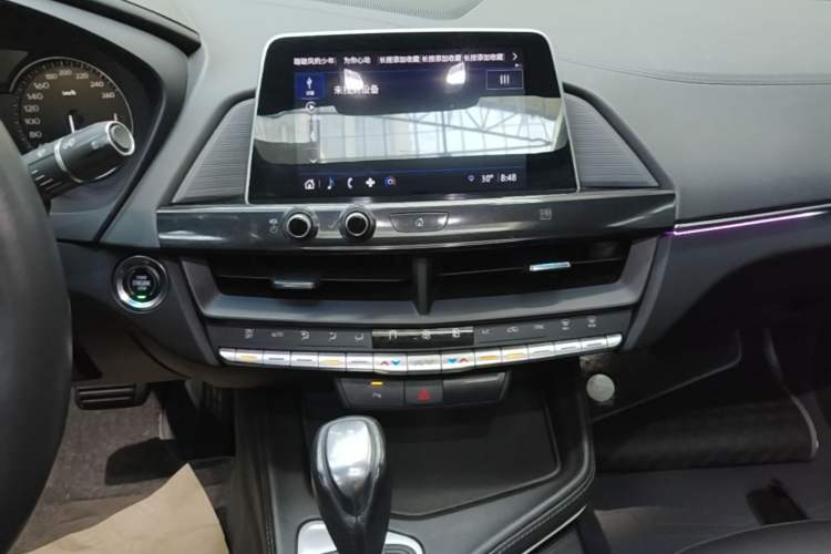 Used Cadillac CT4 2021 28T Fashion Edition Audio And AC Panel