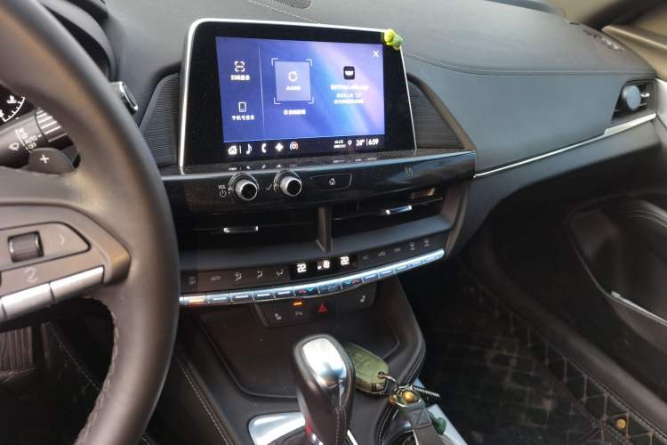 Used Cadillac CT4 2021 28T Luxury Model Audio And AC Panel