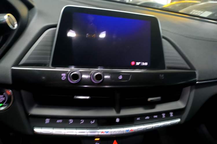 Used Cadillac CT4 2021 28T Fashion Edition Audio And AC Panel