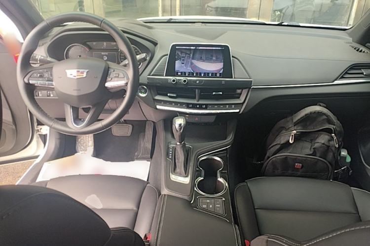 Used Cadillac CT4 2021 28T Fashion Edition Center Console