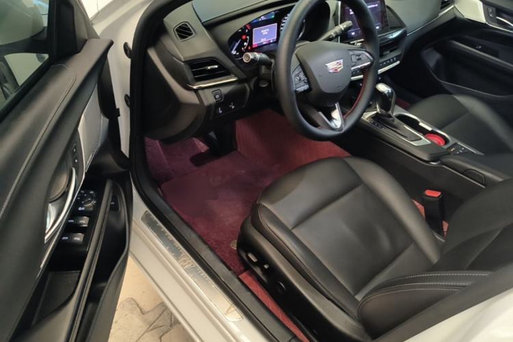 Used Cadillac CT4 2021 28T Luxury Model Driver Seat