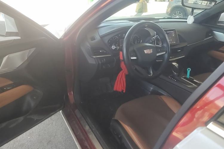 Used Cadillac CT4 2021 28T Luxury Model Driver Seat