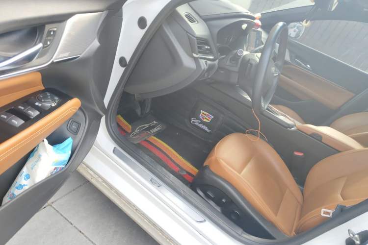 Used Cadillac CT4 2021 28T Luxury Model Driver Seat