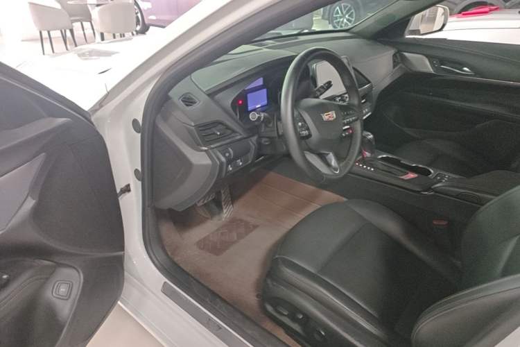 Used Cadillac CT4 2021 28T Luxury Model Driver Seat