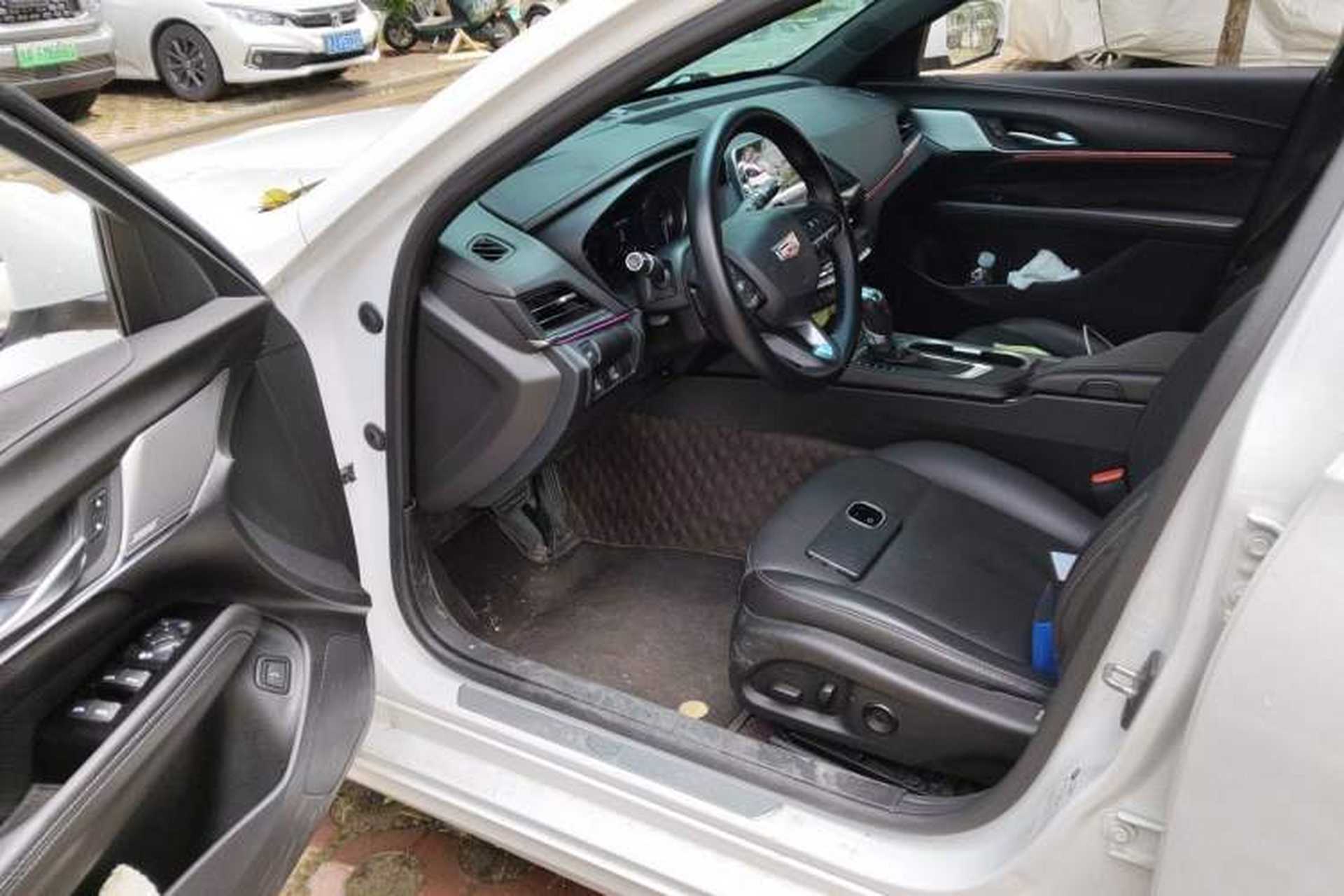 Used Cadillac CT4 2021 28T Luxury Model Driver Seat