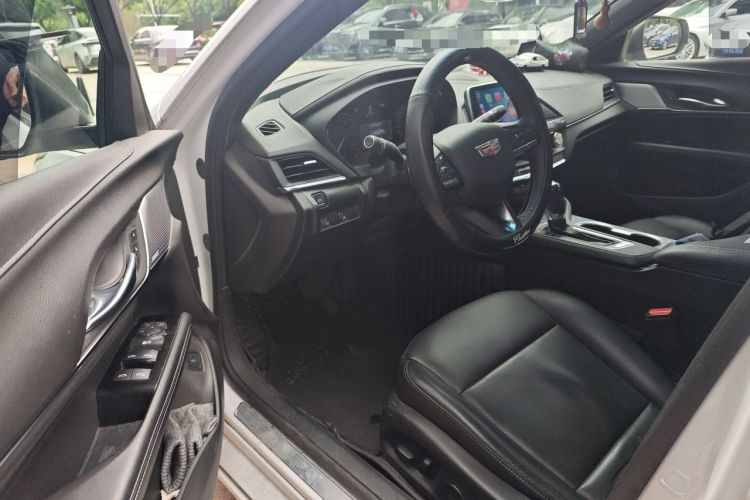 Used Cadillac CT4 2021 28T Luxury Model Driver Seat