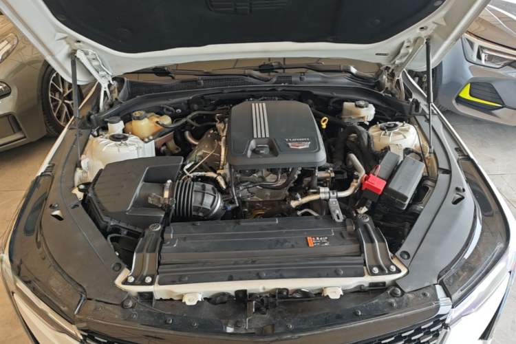 Used Cadillac CT4 2021 28T Luxury Model Engine Bay