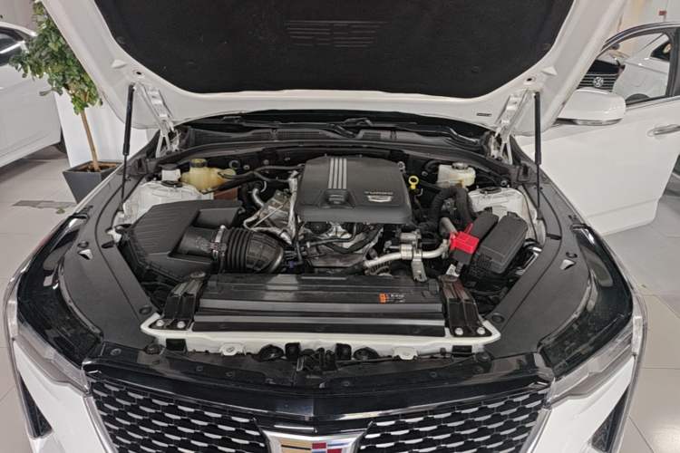 Used Cadillac CT4 2021 28T Luxury Model Engine Bay