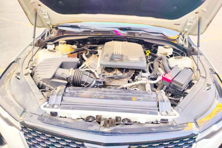 Used Cadillac CT4 2021 28T Luxury Model Engine Bay