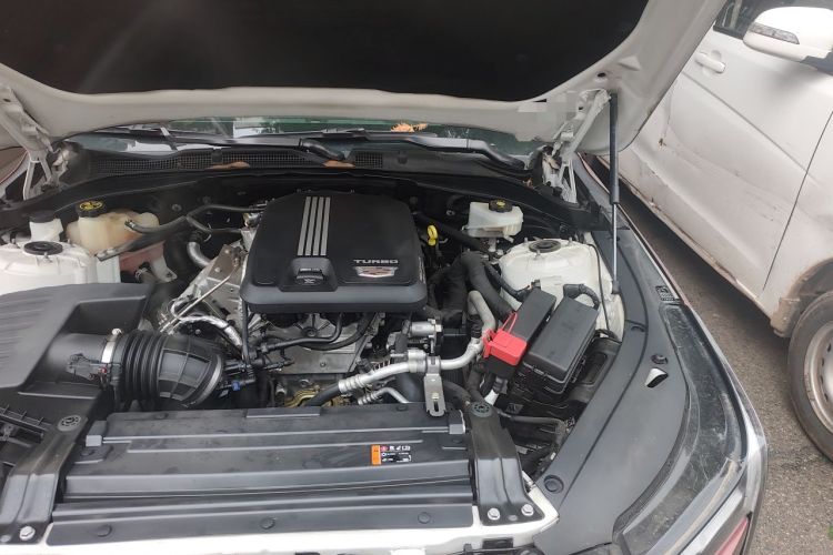 Used Cadillac CT4 2021 28T Fashion Edition Engine Bay Left