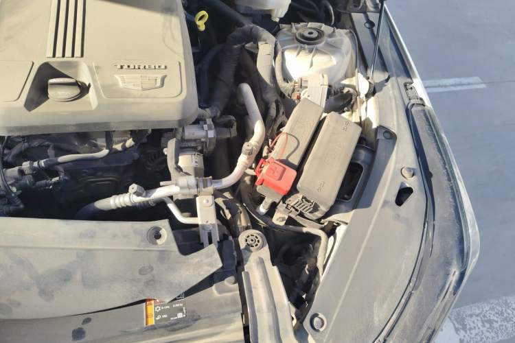 Used Cadillac CT4 2021 28T Luxury Model Engine Bay Left