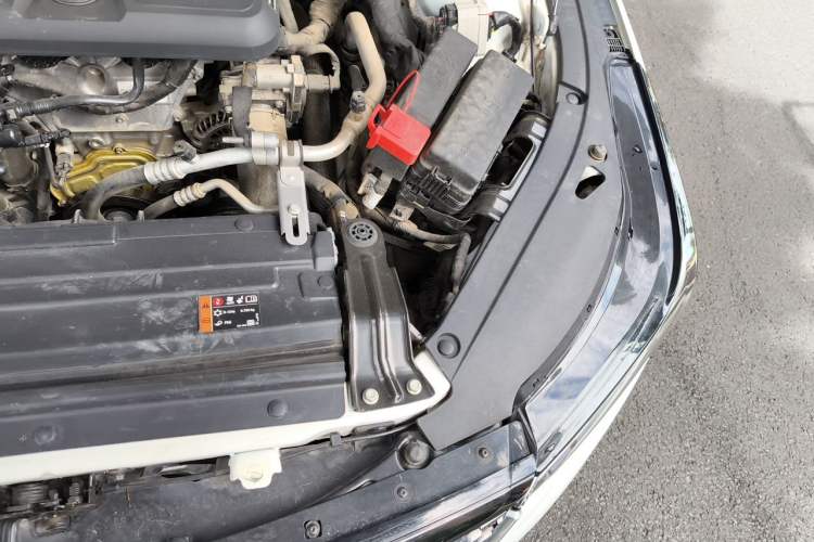 Used Cadillac CT4 2021 28T Luxury Model Engine Bay Left
