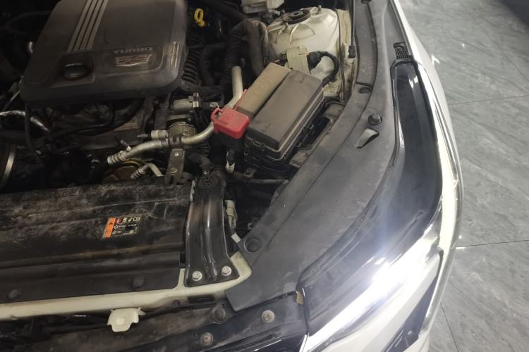 Used Cadillac CT4 2021 28T Fashion Edition Engine Bay Left