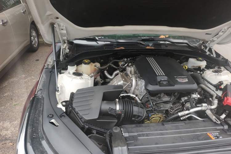 Used Cadillac CT4 2021 28T Fashion Edition Engine Bay Right