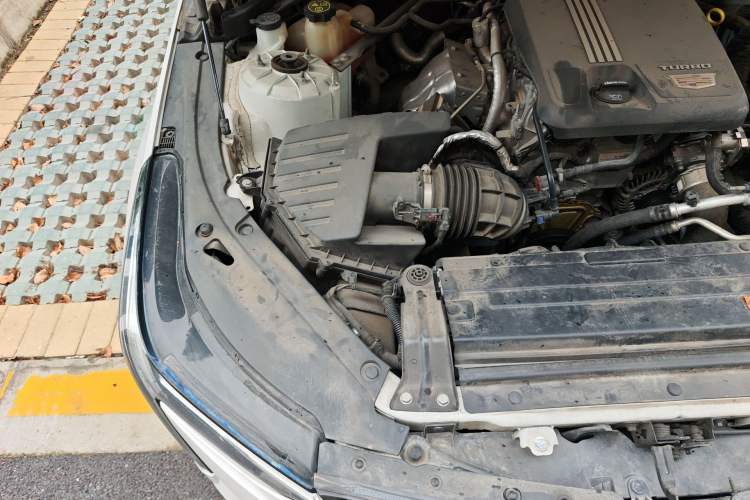 Used Cadillac CT4 2021 28T Luxury Model Engine Bay Right