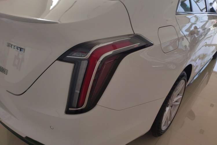 Used Cadillac CT4 2021 28T Fashion Edition Exterior 3