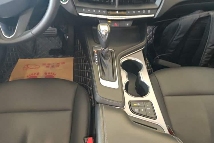 Used Cadillac CT4 2021 28T Luxury Model Gear Lever