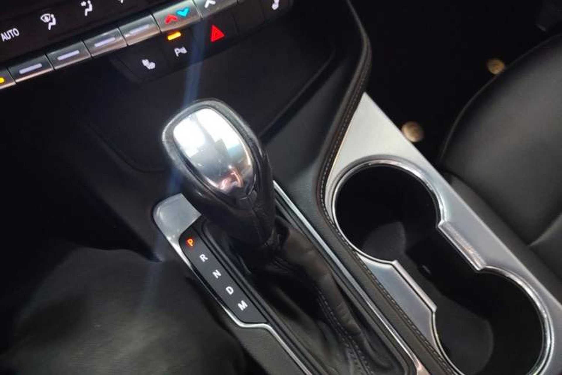 Used Cadillac CT4 2021 28T Luxury Model Gear Lever