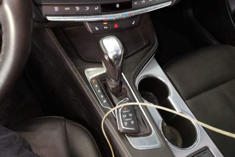 Used Cadillac CT4 2021 28T Luxury Model Gear Lever