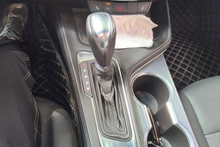 Used Cadillac CT4 2021 28T Luxury Model Gear Lever
