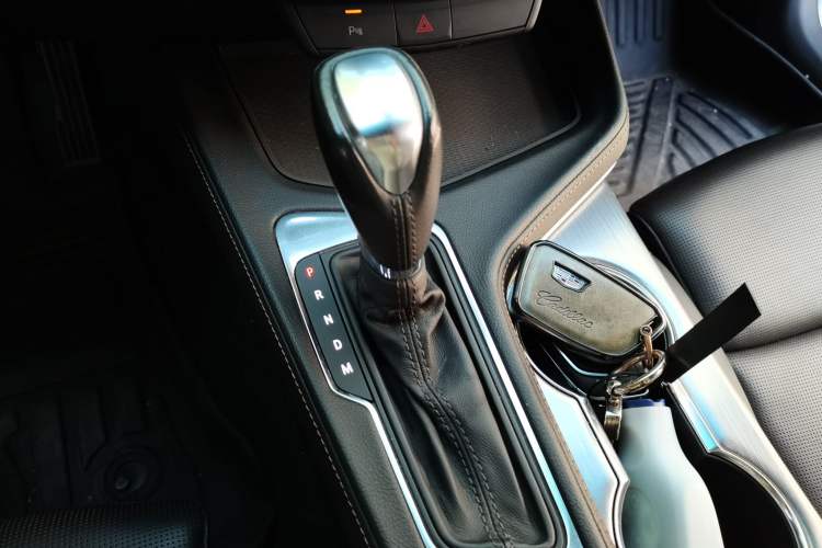 Used Cadillac CT4 2021 28T Prestige Edition Gear Lever