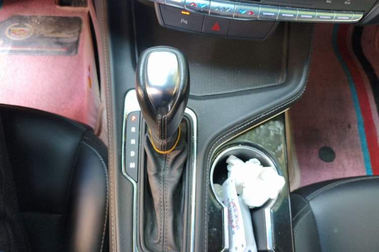 Used Cadillac CT4 2021 28T Fashion Edition Gear Lever